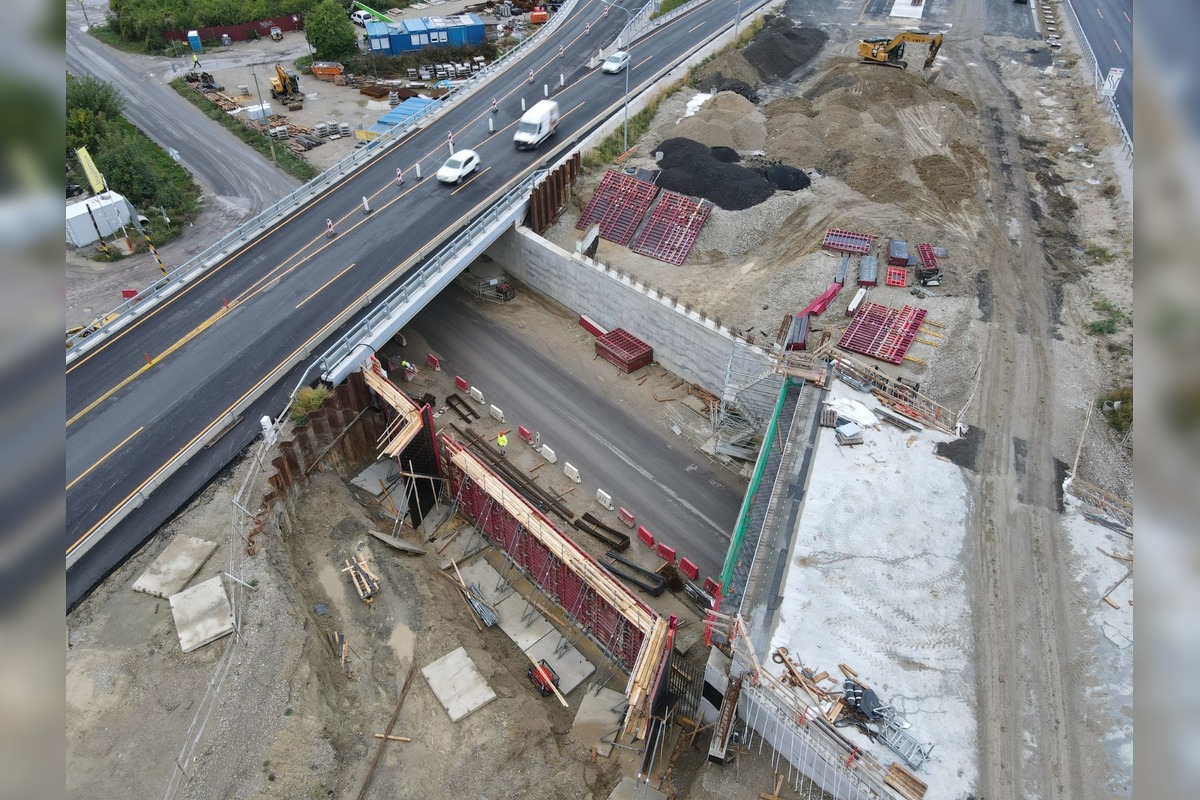 FOTO: Fotky z dronu odhalili robustné rozširovanie diaľnice pri Triblavíne., foto 11