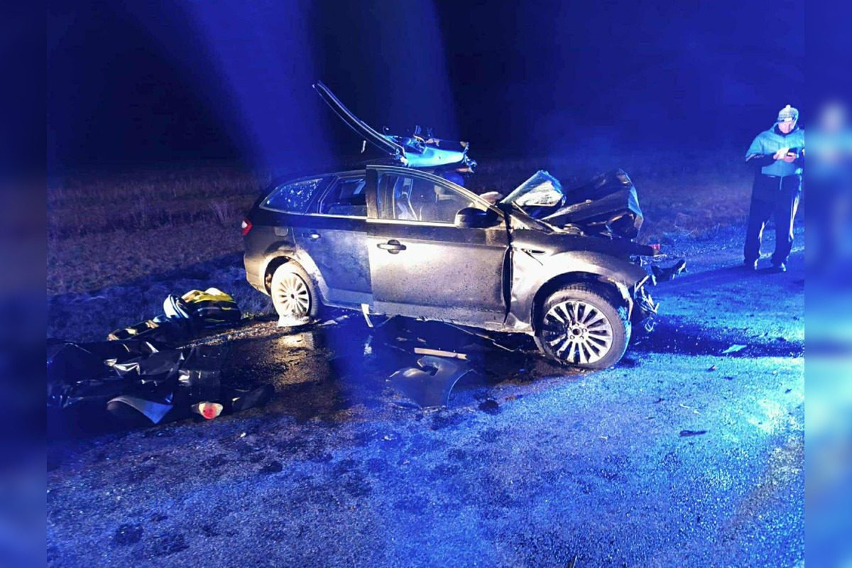 FOTO: Obrovská tragédia na strednom Slovensku, pri nehode zomrelo 6 ľudí, foto 3