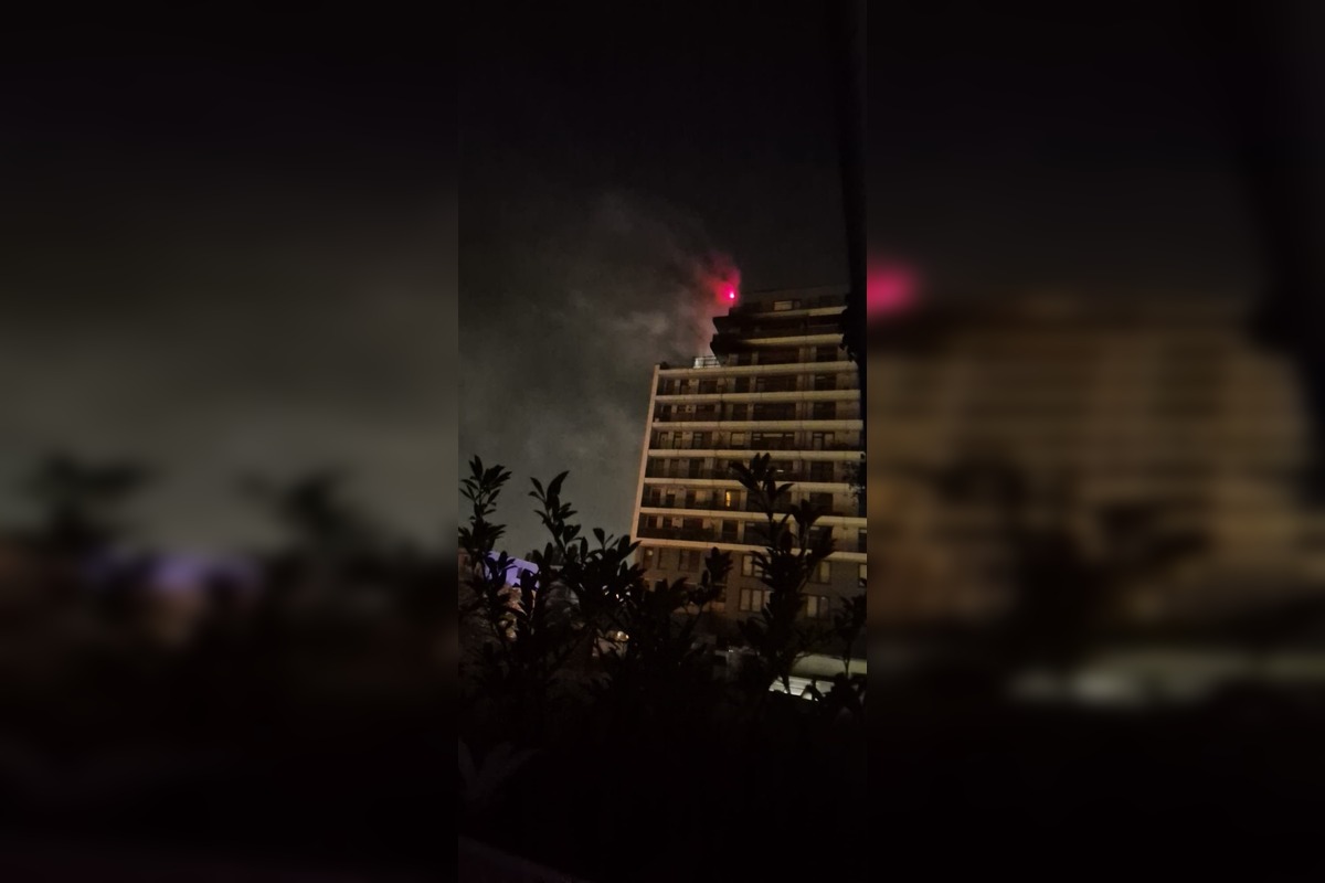 FOTO: Požiar paneláku na Nevädzovej (Retro), foto 4