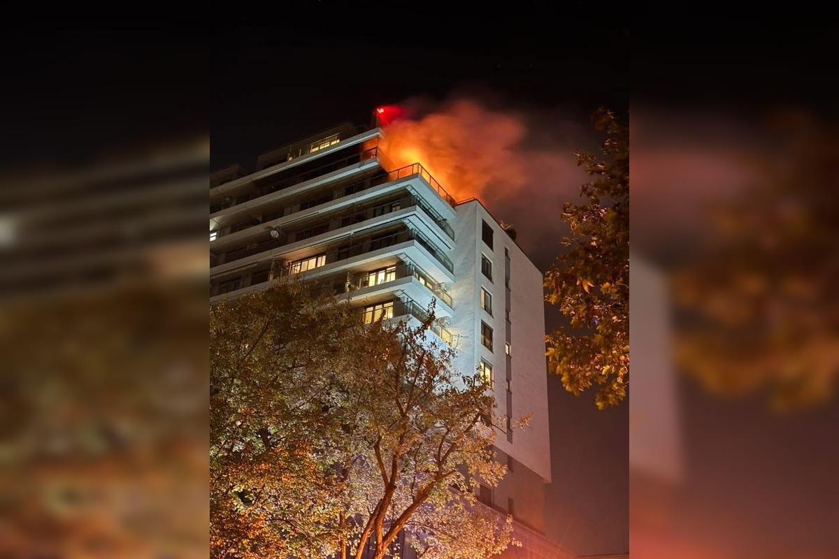 FOTO: Následky nočného požiaru na Nevädzovej ulici (Retro), foto 1