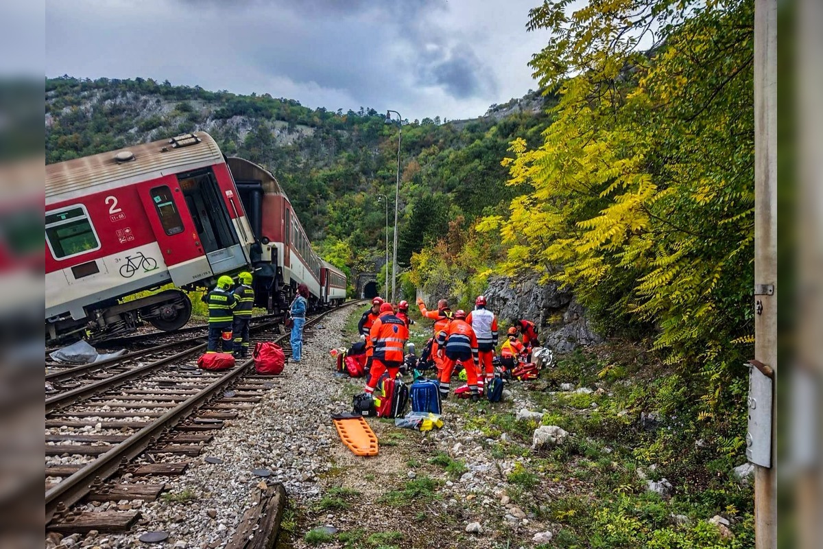 FOTO: Zrážka rýchlikov v Košickom kraji, foto 3