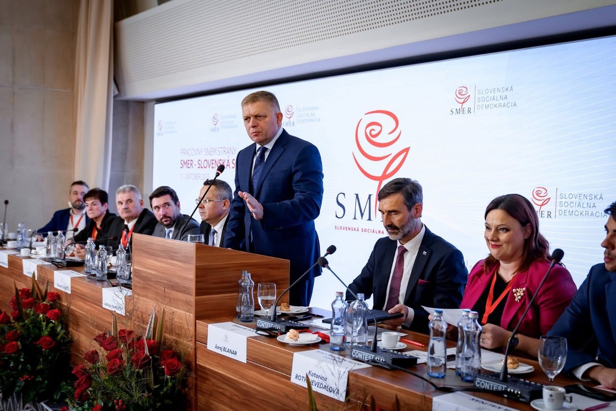 FOTO: Pracovný snem strany Smer-SD, foto 1