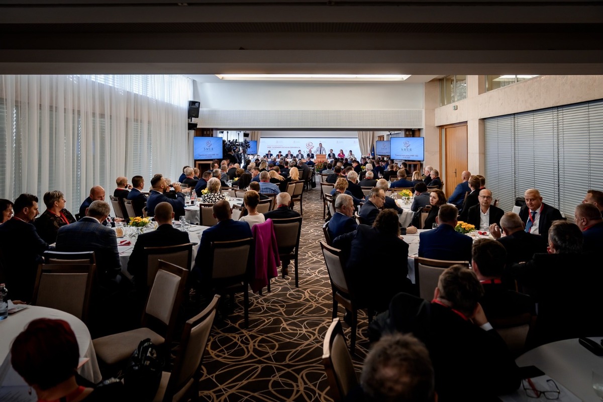 FOTO: Pracovný snem strany Smer-SD, foto 10