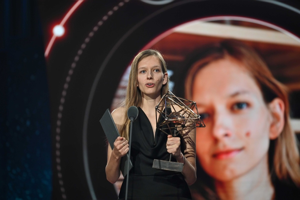 FOTO: Senčanka Daniela Vacek získala prestížne vedecké ocenenie ESET Science Award, foto 1