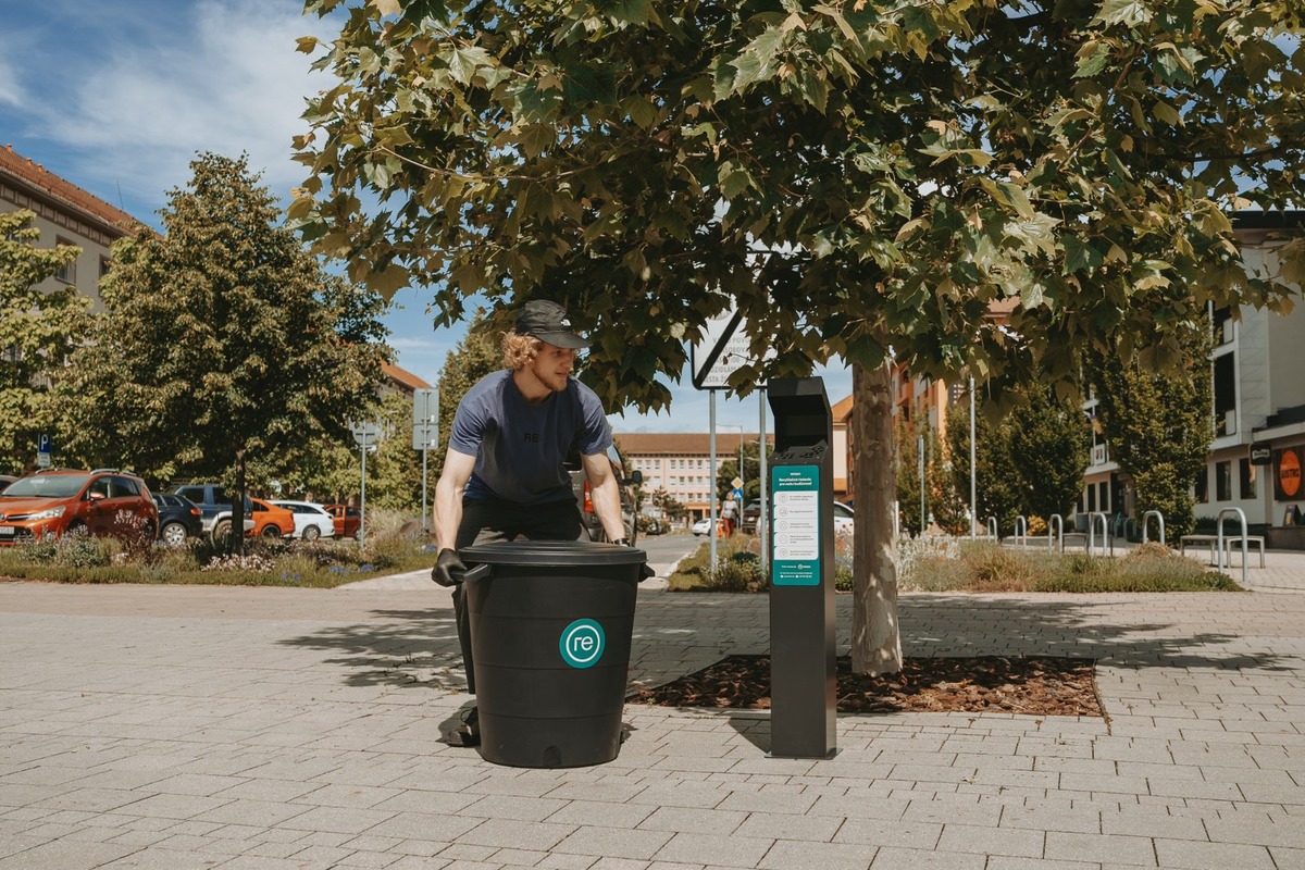 FOTO: Bratislavský kraj testuje asfalt s prímesami recyklovaných ohorkov z cigariet, foto 2