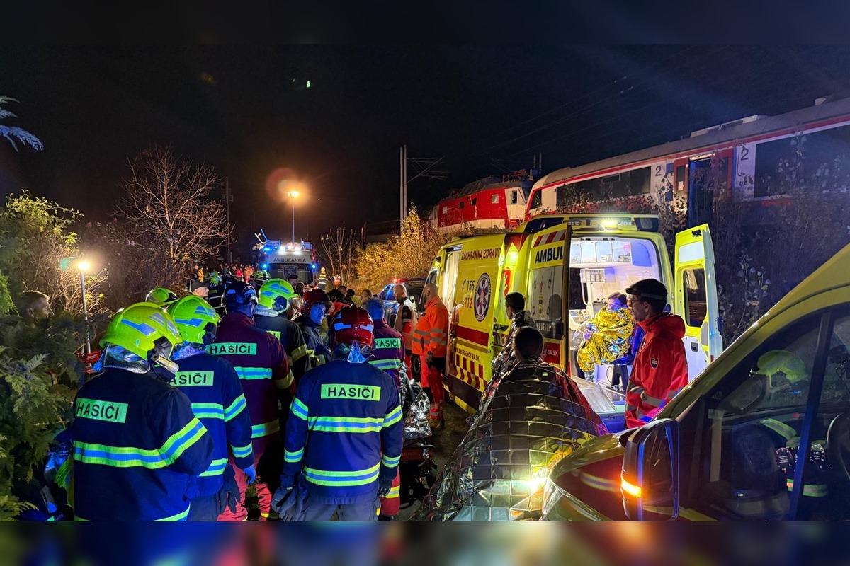 FOTO: Nehoda vlakov pri Pezinku, foto 5