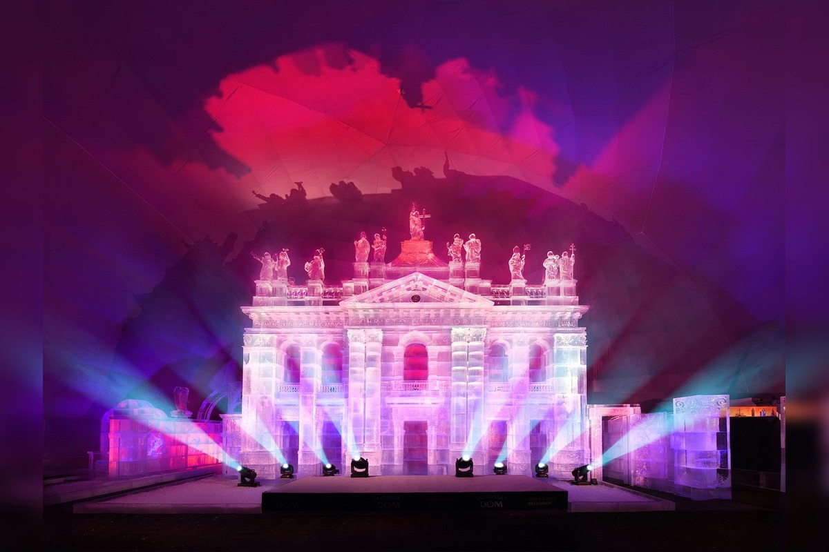 FOTO: Veľkolepý ľadový dóm otvoril brány. Prezident Pellegrini v úžase, foto 5