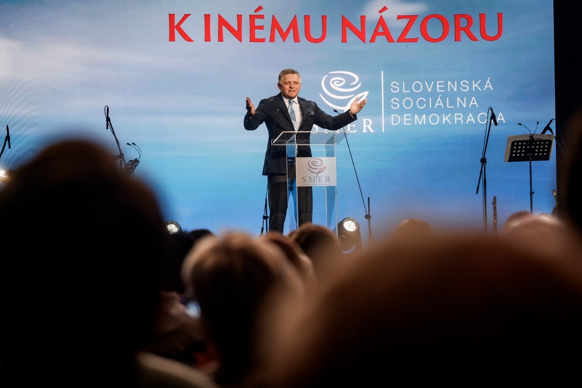 FOTO: Podujatie Smeru 17. novembra v Nitre, foto 1