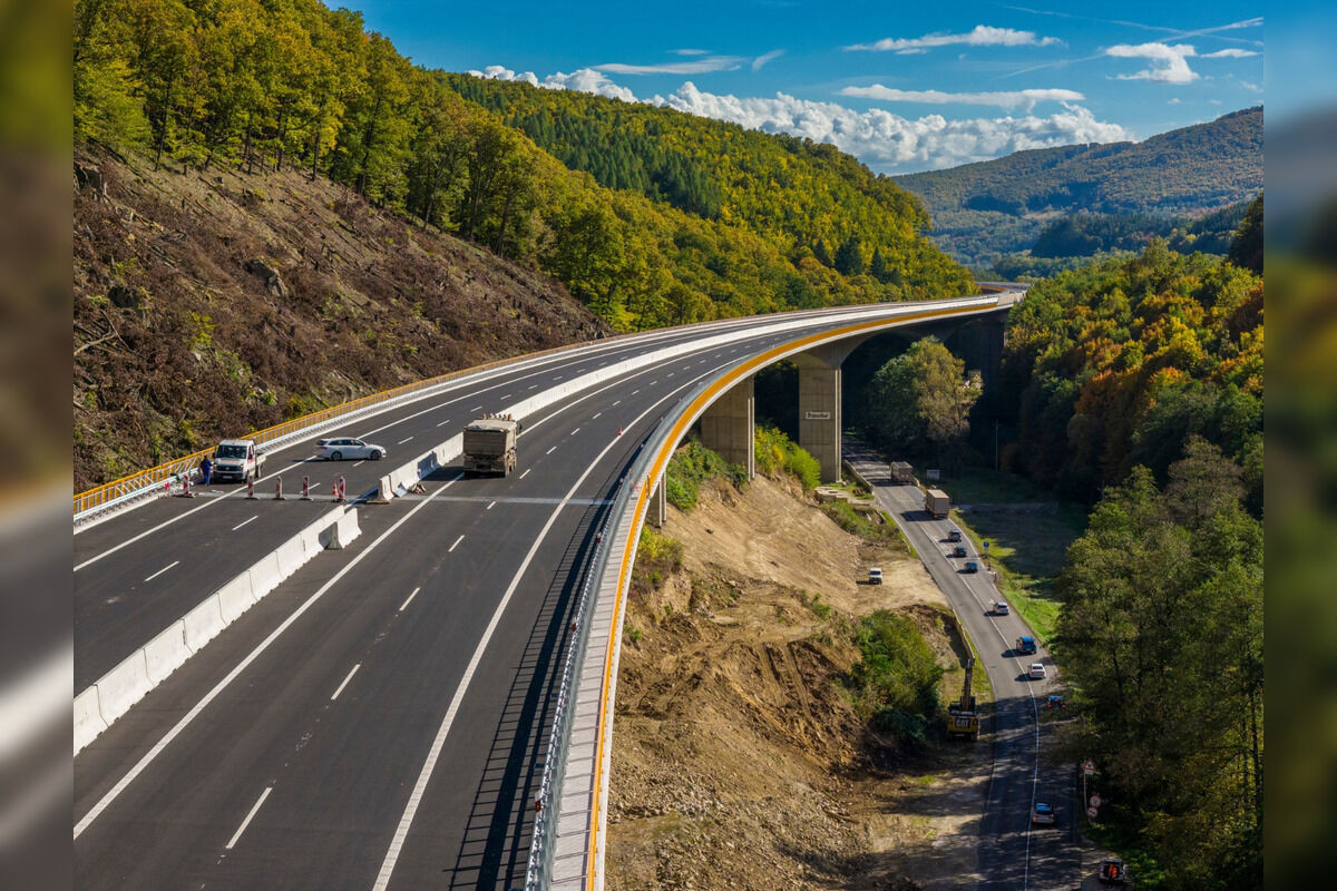 FOTO: Nový úsek R2 Kriváň – Mýtna slávnostne otvorili, foto 5