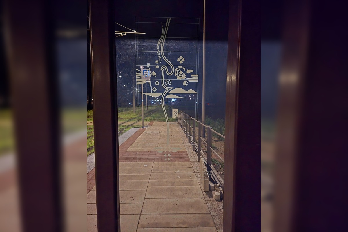 FOTO: Prvý hotový prístrešok na petržalskej trati, foto 3