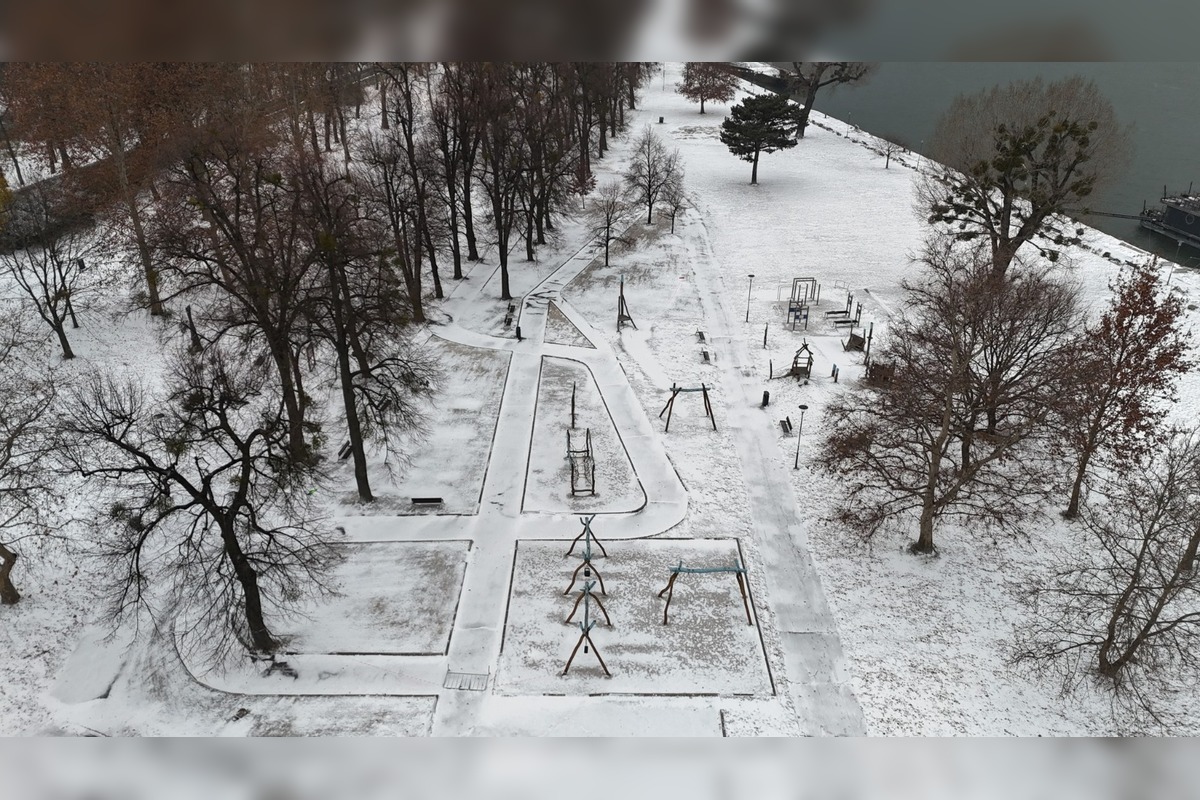 FOTO: Na Bratislavu spadol tohtoročný prvý sneh, foto 15