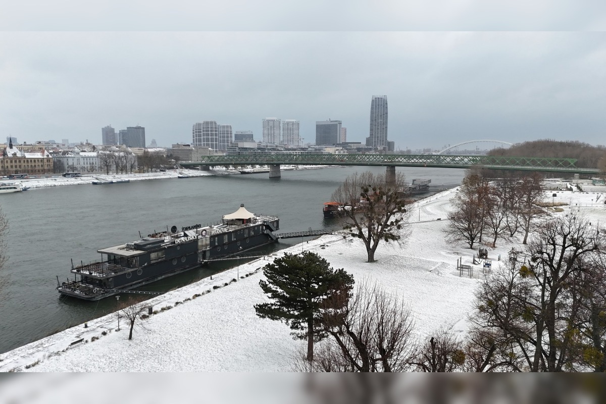 FOTO: Na Bratislavu spadol tohtoročný prvý sneh, foto 20