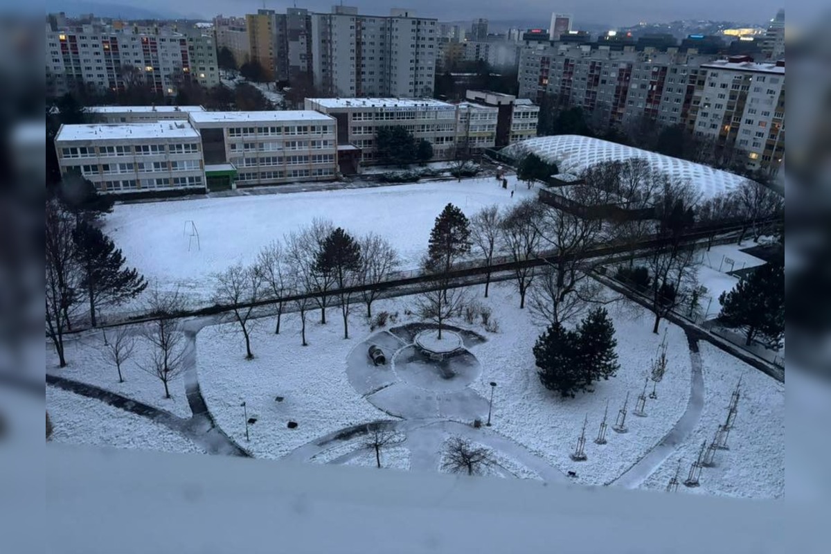 FOTO: Na Bratislavu spadol tohtoročný prvý sneh, foto 26