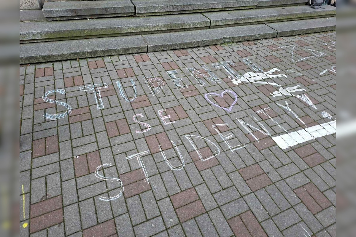 FOTO: Českí študenti podporili slovenských. Krieda nie je zločin, foto 3