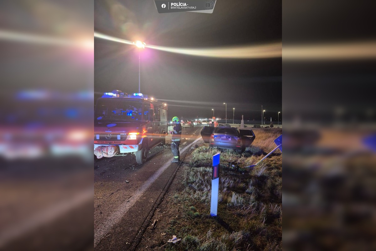 FOTO: Nehoda medzi Blatným a Sencom, foto 2