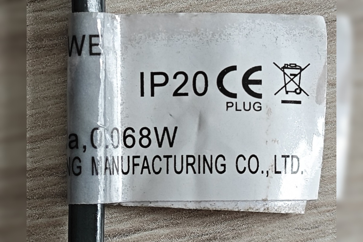 FOTO: Nebezpečné svetielka na trhu. SOI varuje: prestaňte ich používať, foto 8