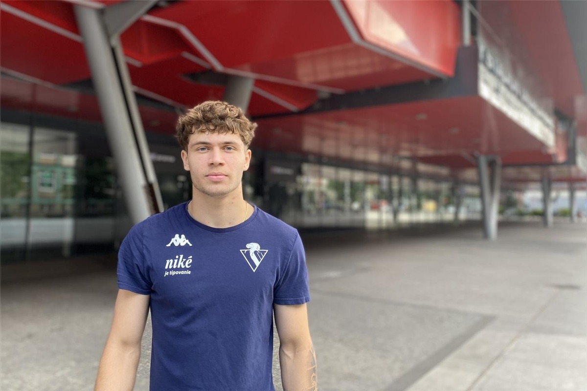 FOTO: Hokejista Roman Kukumberg ml. mal vážnu nehodu, foto 3