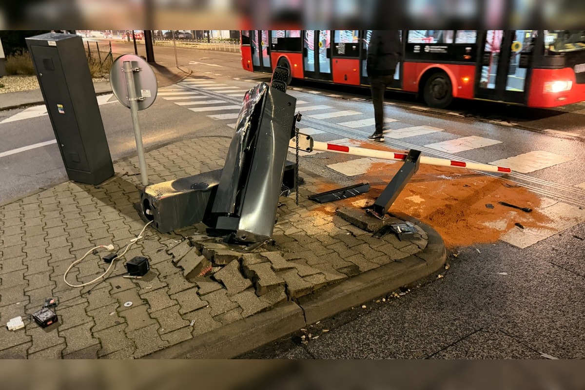 FOTO: Zničená rampa pred Lidlom na Trenčianskej, foto 3