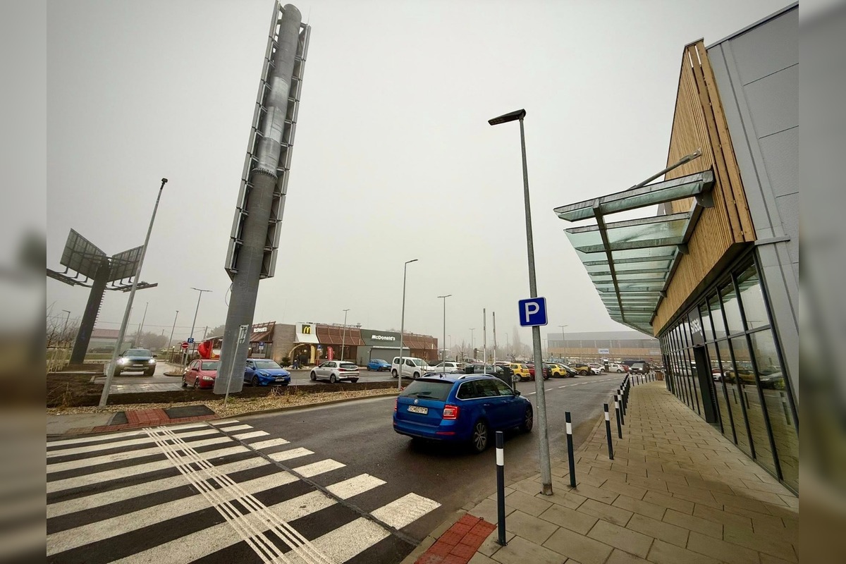 FOTO: Nové obchodné centrum v Podunajských Biskupiciach, foto 2