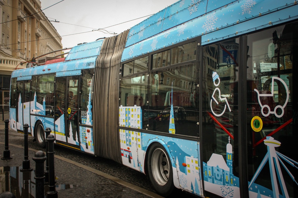FOTO: Vianočná električka v Bratislave 2025, foto 13