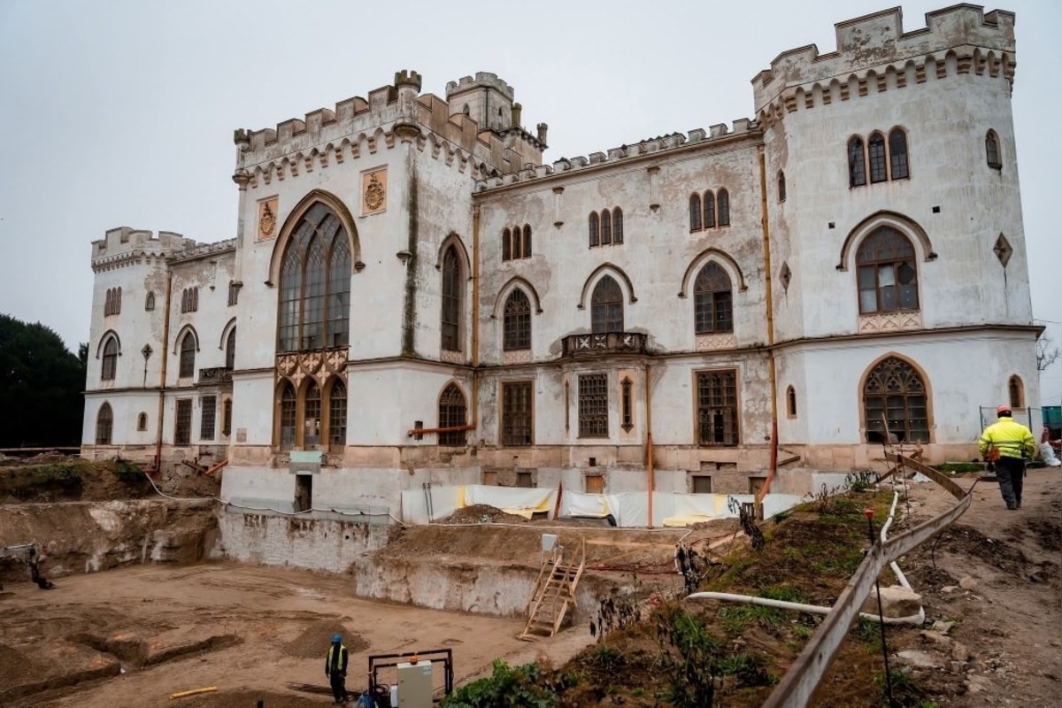 FOTO: Rekonštrukcia kaštieľa v Rusovciach, foto 5