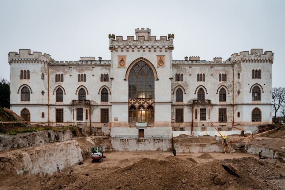 FOTO: Rekonštrukcia kaštieľa v Rusovciach, foto 15