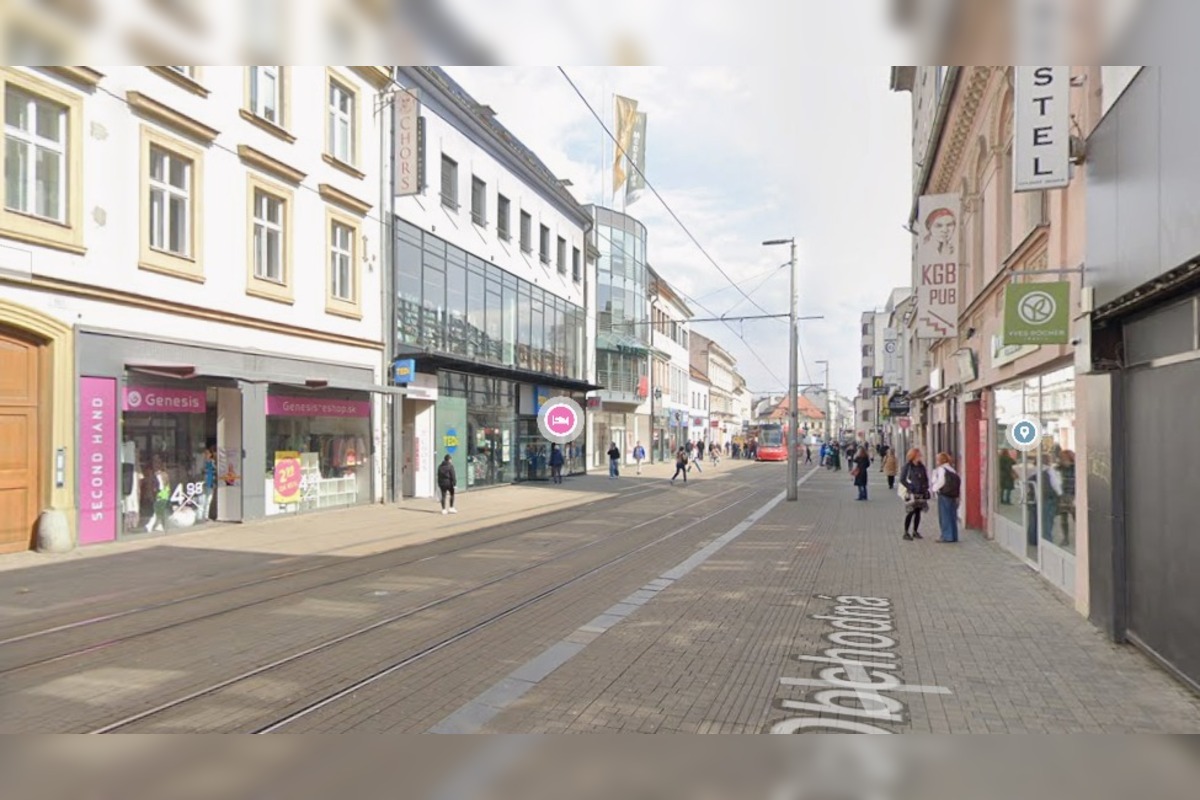FOTO: Obchodná ulica v Bratislave, foto 1