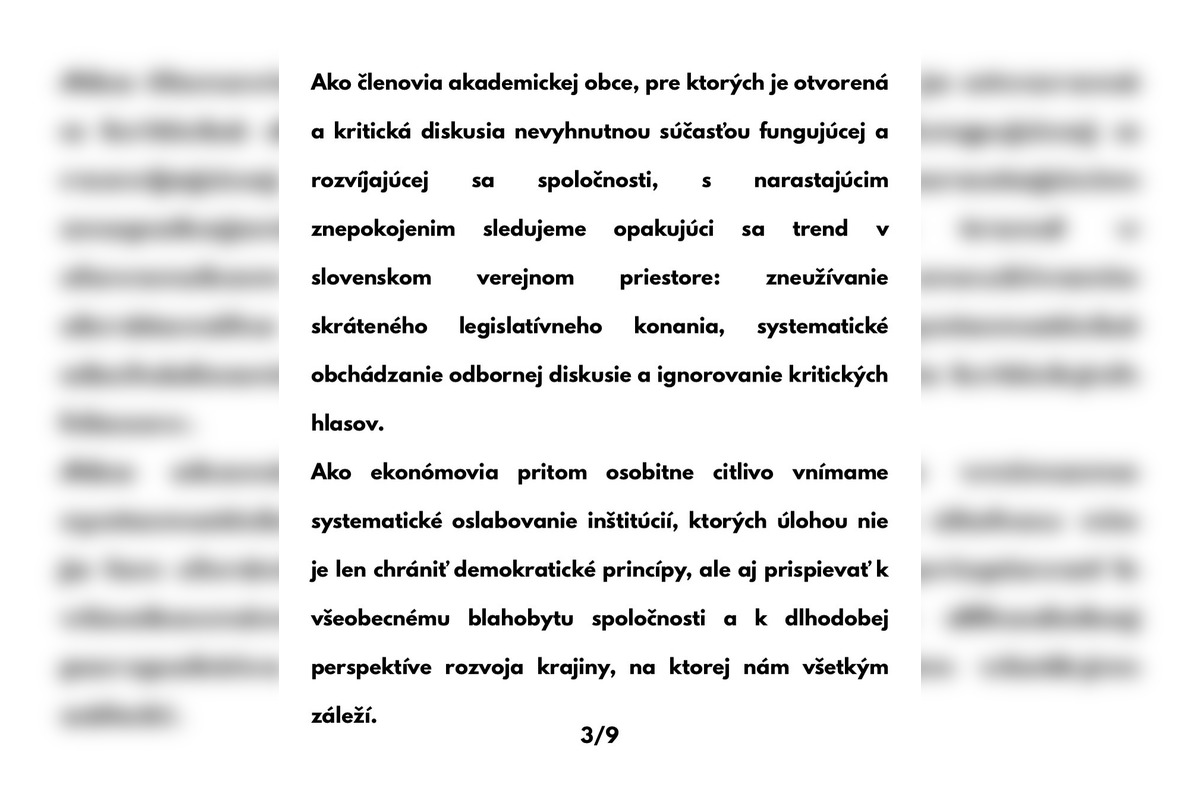 FOTO: Otvorený list študentov a zamestnancov EUBA poslankyni Hlasu-SD Paule Puškárovej, foto 3