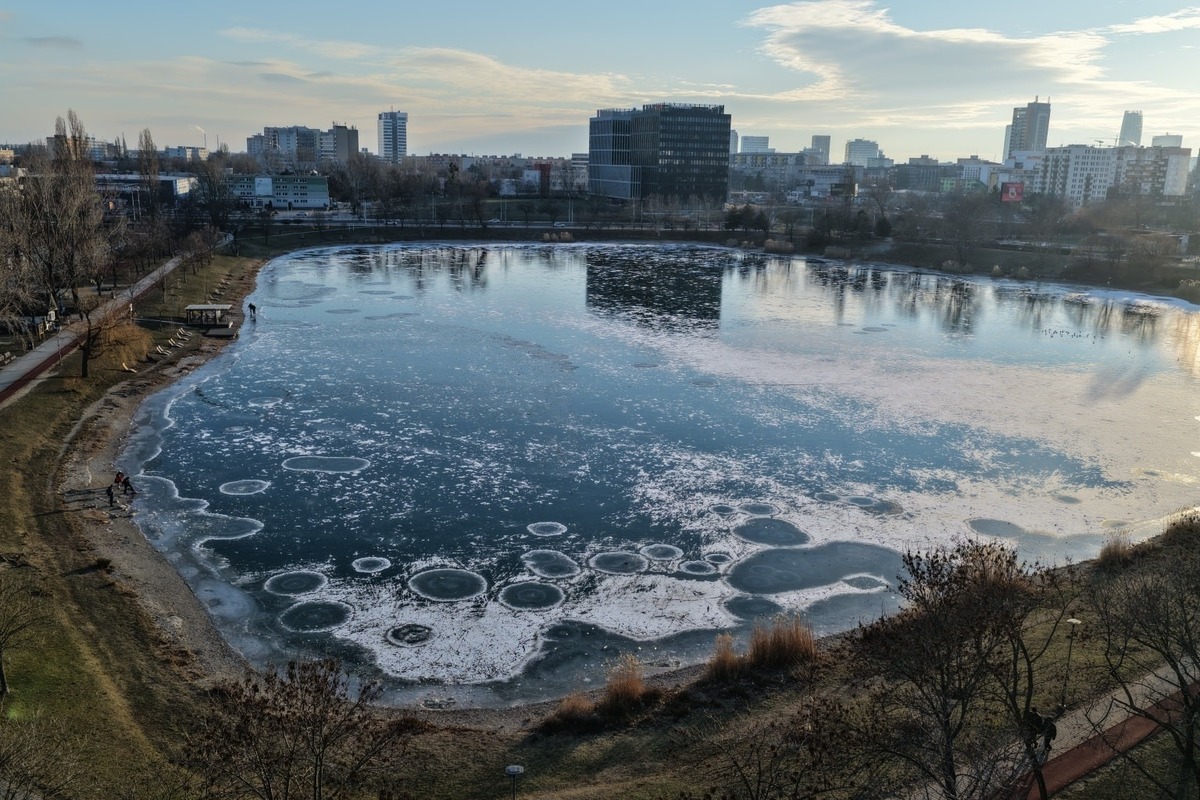 FOTO: Rybníky a vodné plochy v Bratislave zamrzli, foto 4