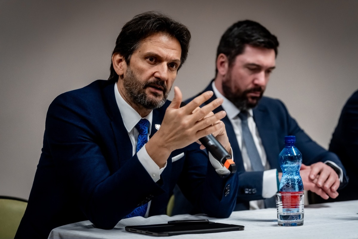 FOTO: Rokovanie vlády v Petržalke, foto 4