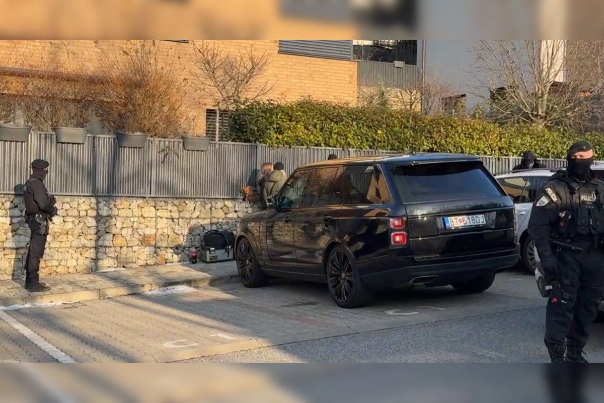 FOTO: Zadržanie Zuzany Šubovej v Devínskej Novej Vsi, foto 4