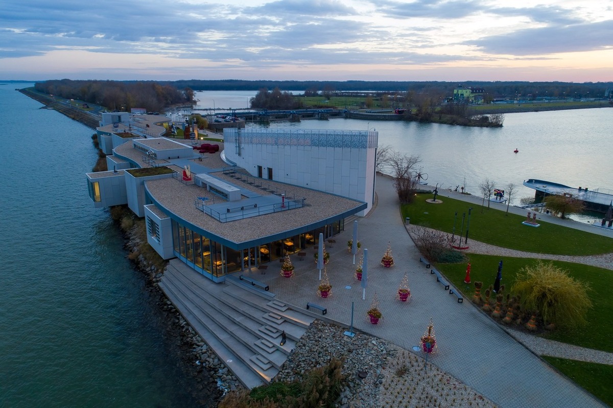 FOTO: Zomrel zakladateľ bratislavskej Danubiany Gerard Meulensteen, foto 7