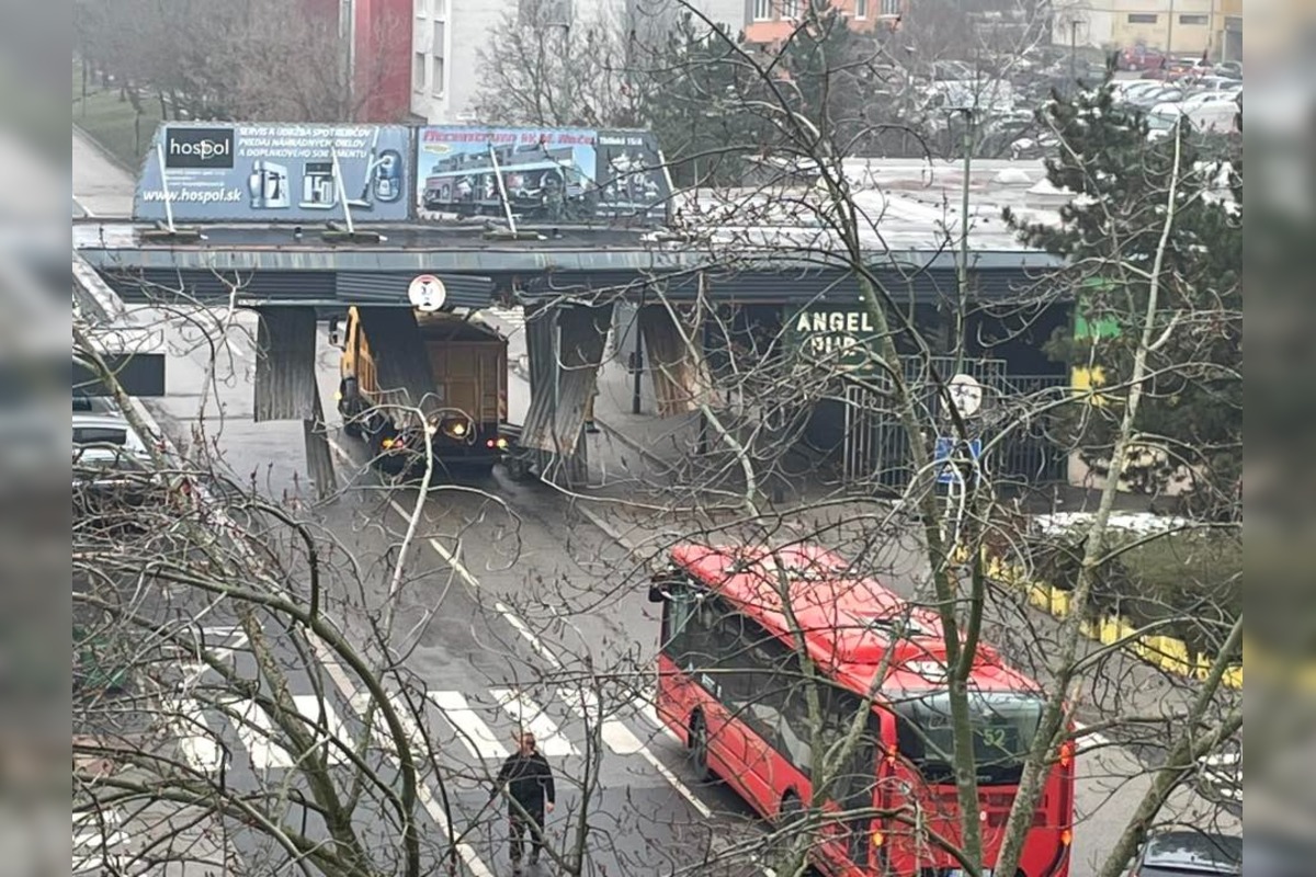 FOTO: Nehoda na Rustaveliho ulici v Rači, foto 3