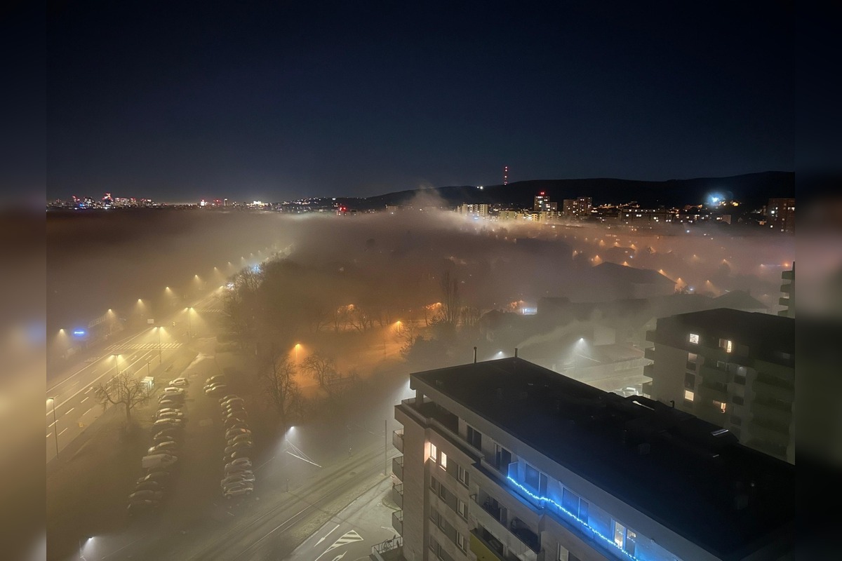 FOTO: Bratislava zahalená hmlou, foto 10