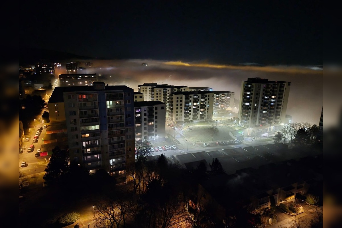 FOTO: Bratislava zahalená hmlou, foto 12