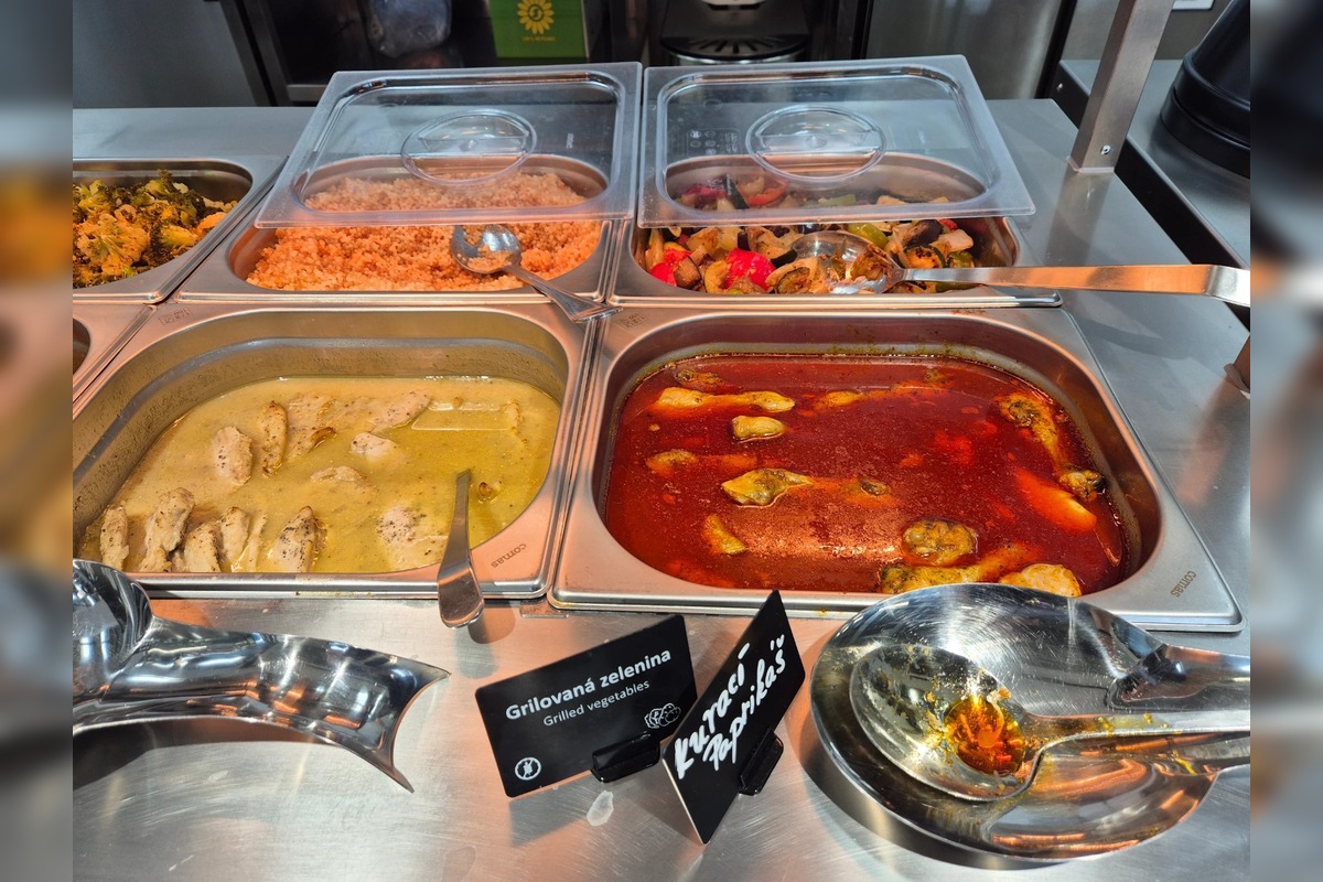 FOTO: RestPoint D4 ponuka jedál, foto 5