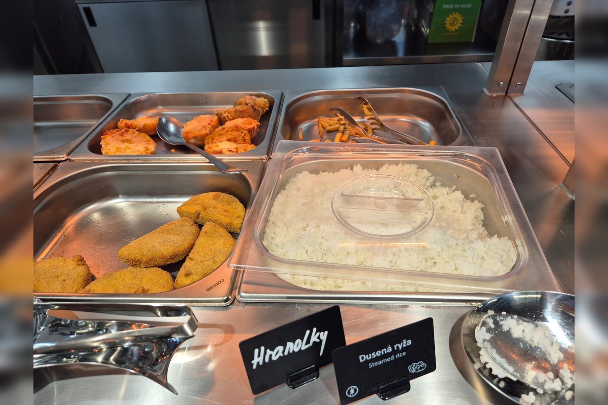 FOTO: RestPoint D4 ponuka jedál, foto 9