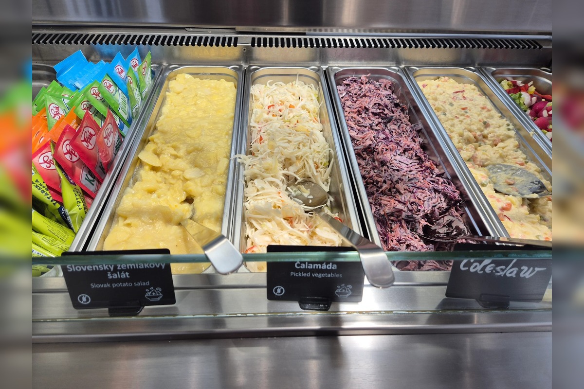 FOTO: RestPoint D4 ponuka jedál, foto 13