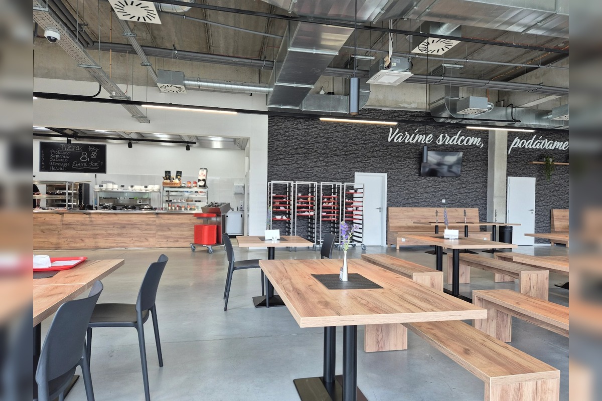 FOTO: RestPoint D4 ponuka jedál, foto 15