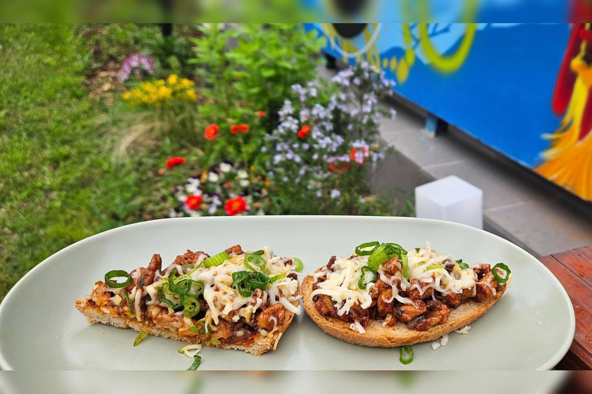 FOTO: Na Nože nenechali nitku suchú na pezinskej reštaurácii, foto 1