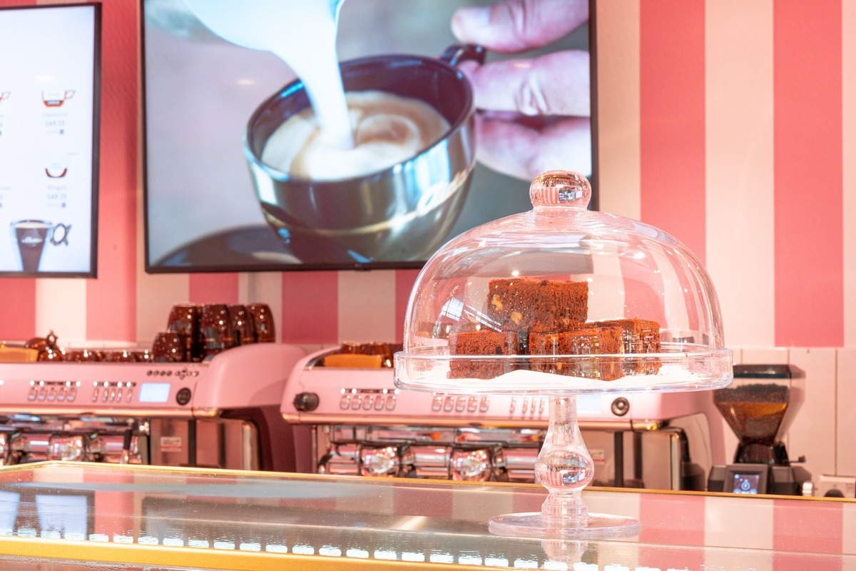 FOTO: Kaviareň Aida, foto 4