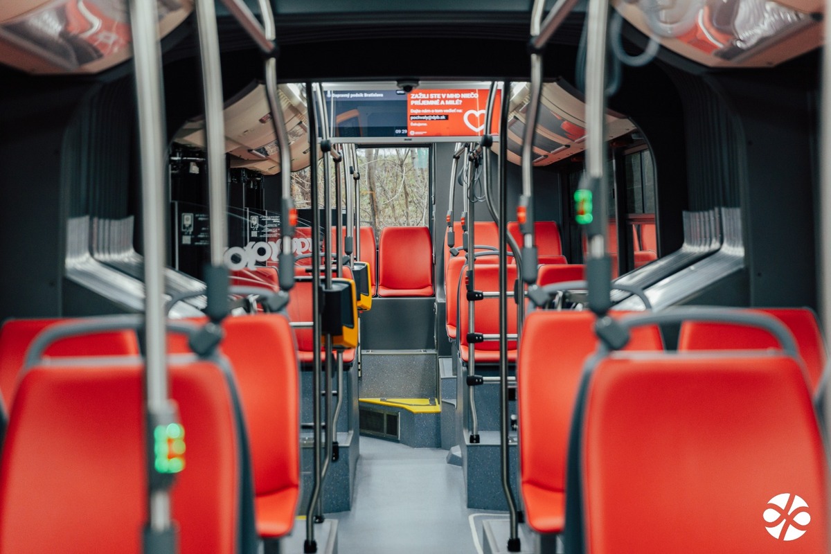 FOTO: Masívna obnova MHD v Bratislave odštartovala, foto 5
