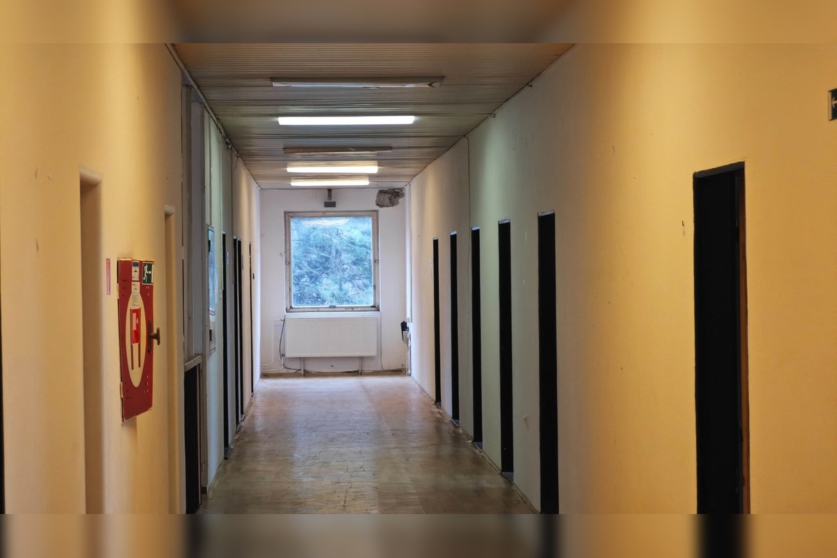 FOTO: Kultúrne stredisko v Rači je v katastrofálnom stave. Čaká ho veľkolepá modernizácia, foto 3