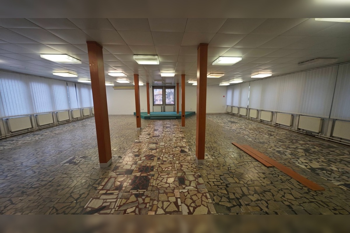 FOTO: Kultúrne stredisko v Rači je v katastrofálnom stave. Čaká ho veľkolepá modernizácia, foto 8