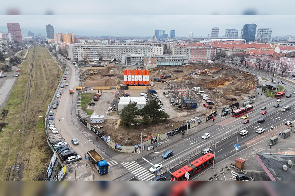 FOTO: Výstavba Istropolisu na Trnavskom mýte, foto 1