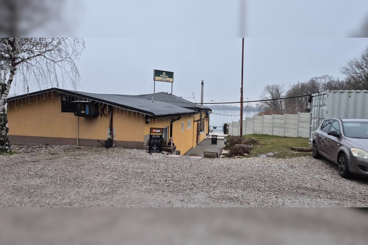 FOTO: V Bratislave ukradli prístroj na dýchanie priamo z auta, foto 6