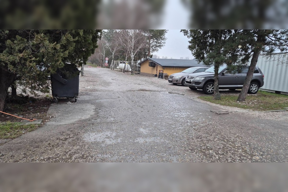 FOTO: V Bratislave ukradli prístroj na dýchanie priamo z auta, foto 7