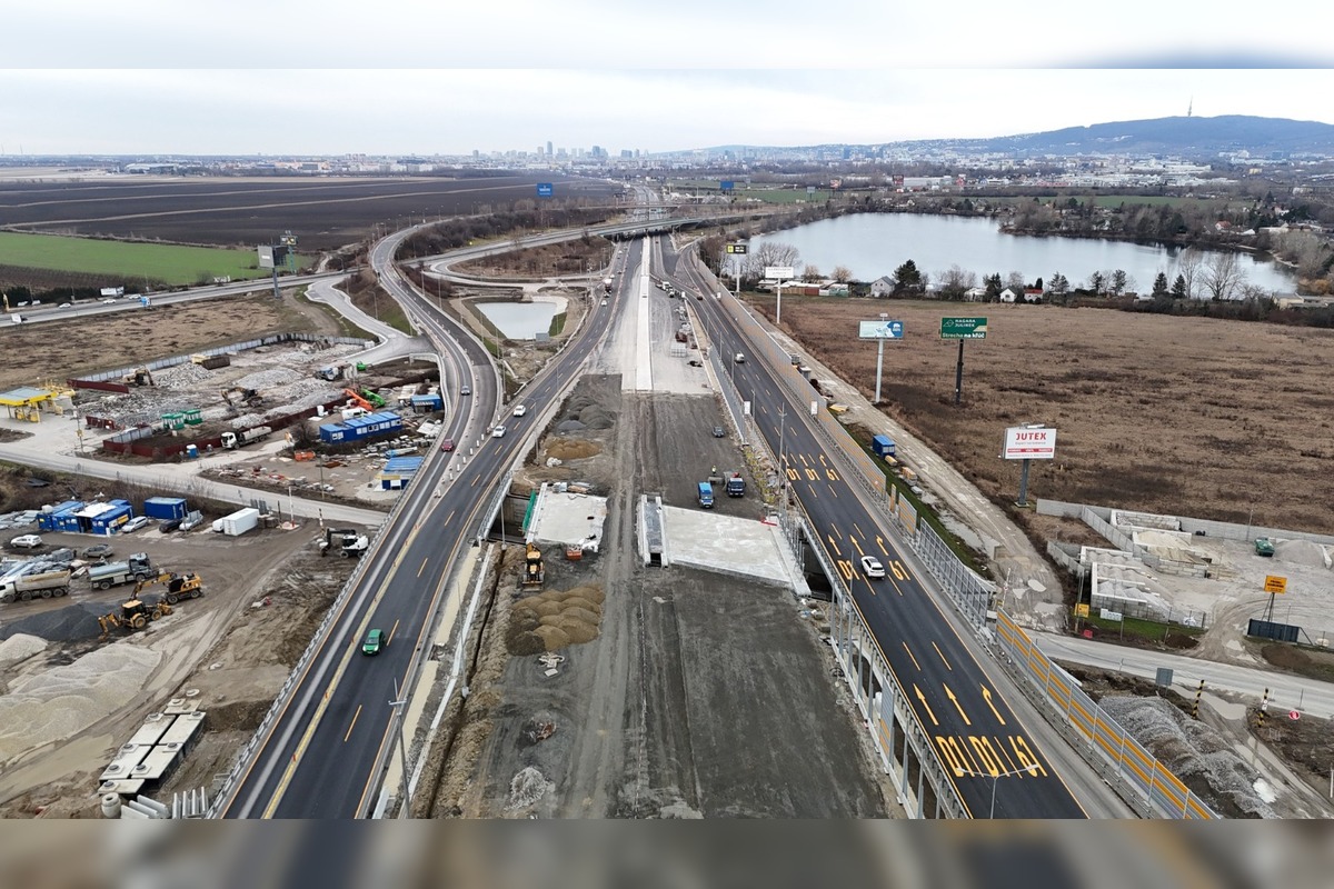FOTO: Takto pokračuje výstavba diaľničnej križovatky D1xD4. , foto 7
