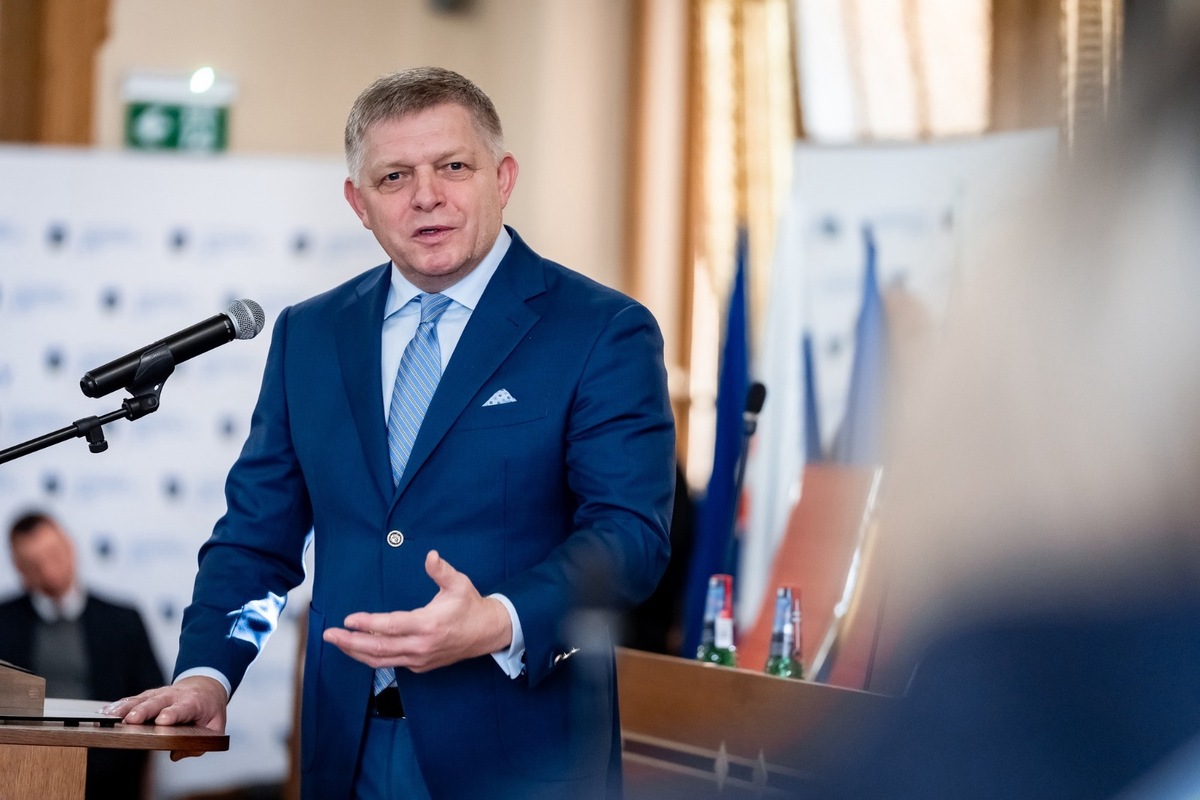 FOTO: Internet baví Američanka, ktorá sa nápadne podobá na premiéra Fica, foto 3