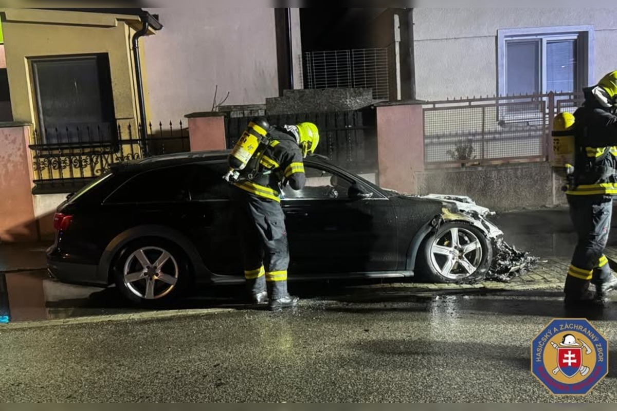 FOTO: V Podunajských Biskupiciach v utorok horelo rovno dvakrát., foto 1